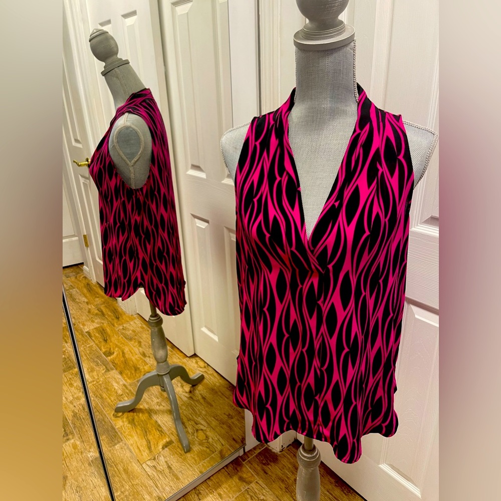 NWT Vince Camuto Pink and Black Top Sz M